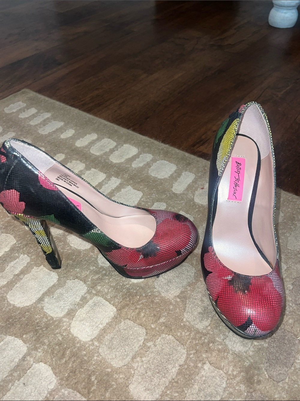 Betsey Johnson Ditan Platform Pumps with red, Green, and Yellow- like new